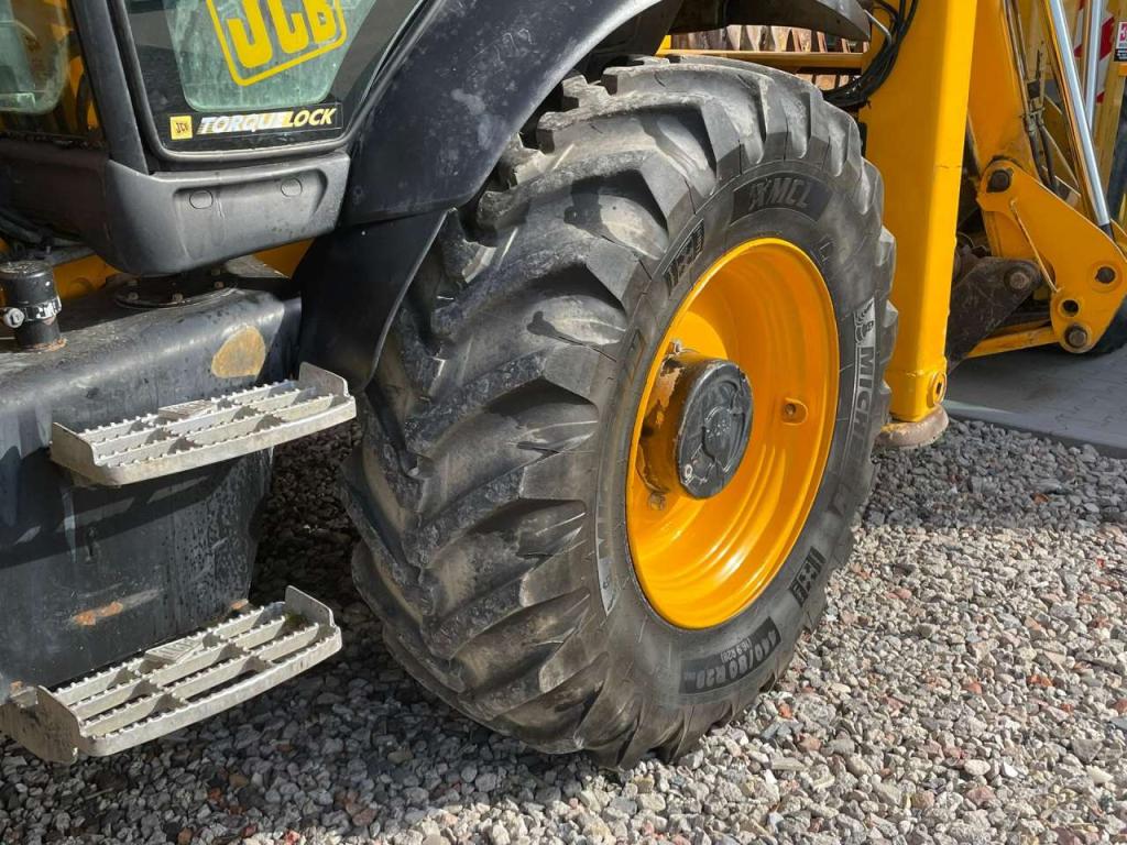 JCB 4CX Photo 17