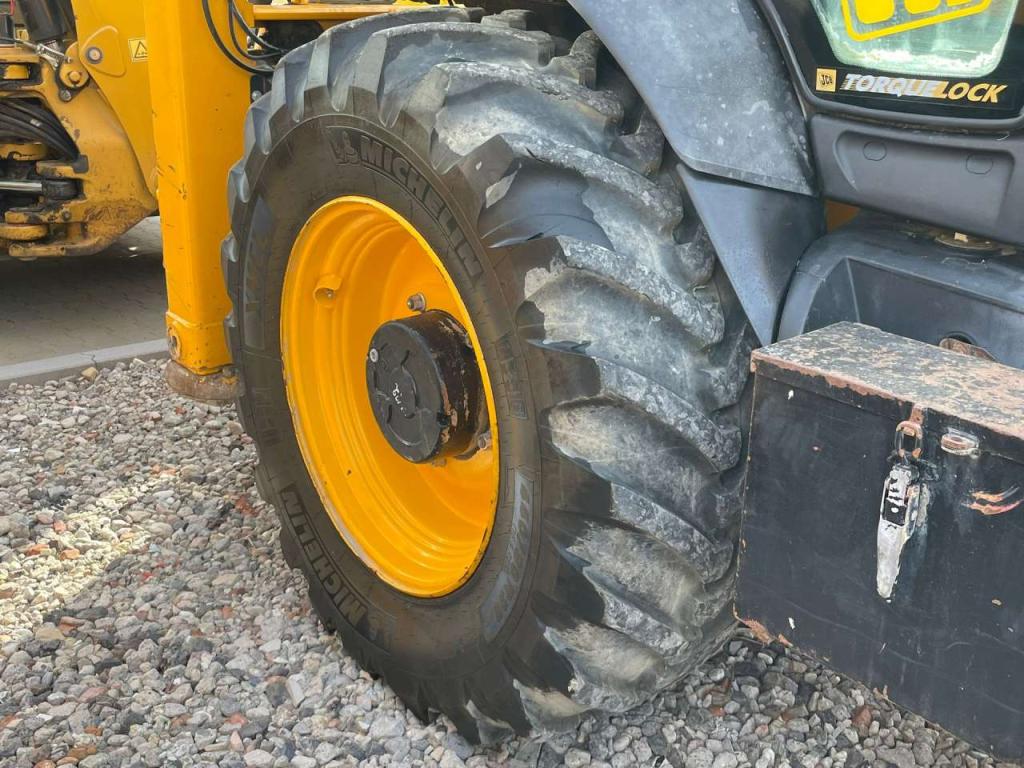 JCB 4CX Photo 19