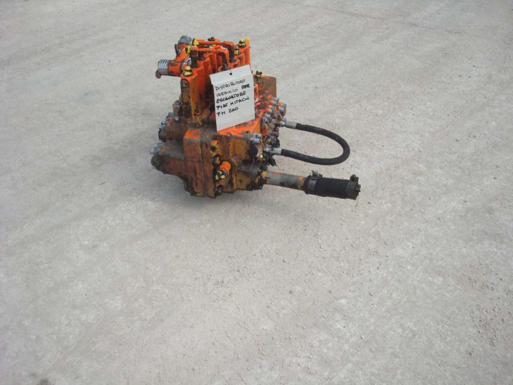 Hydraulic distributor for Fiat Hitachi FH 200 Photo 4