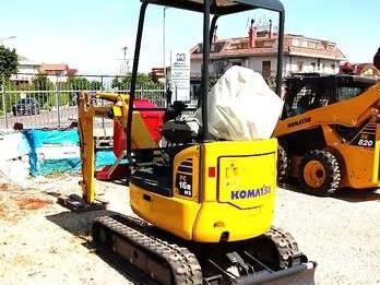 Komatsu pc16r-3 hs Photo 1