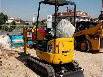 Komatsu pc16r-3 hs Photo 3