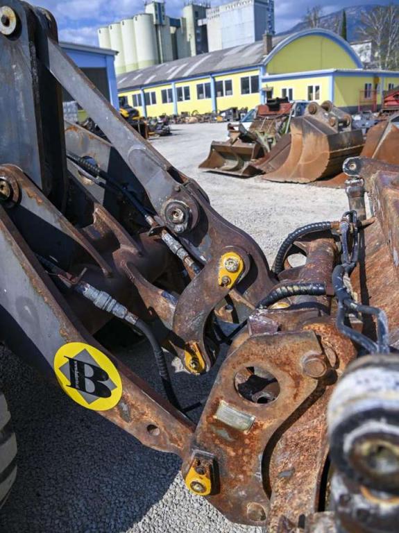 Volvo L70B Photo 9