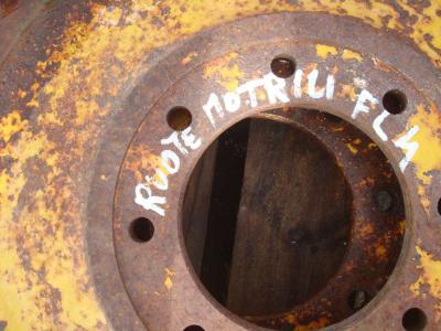 Sprocket for Fiat Allis FL4L sold by OLM 90 Srl