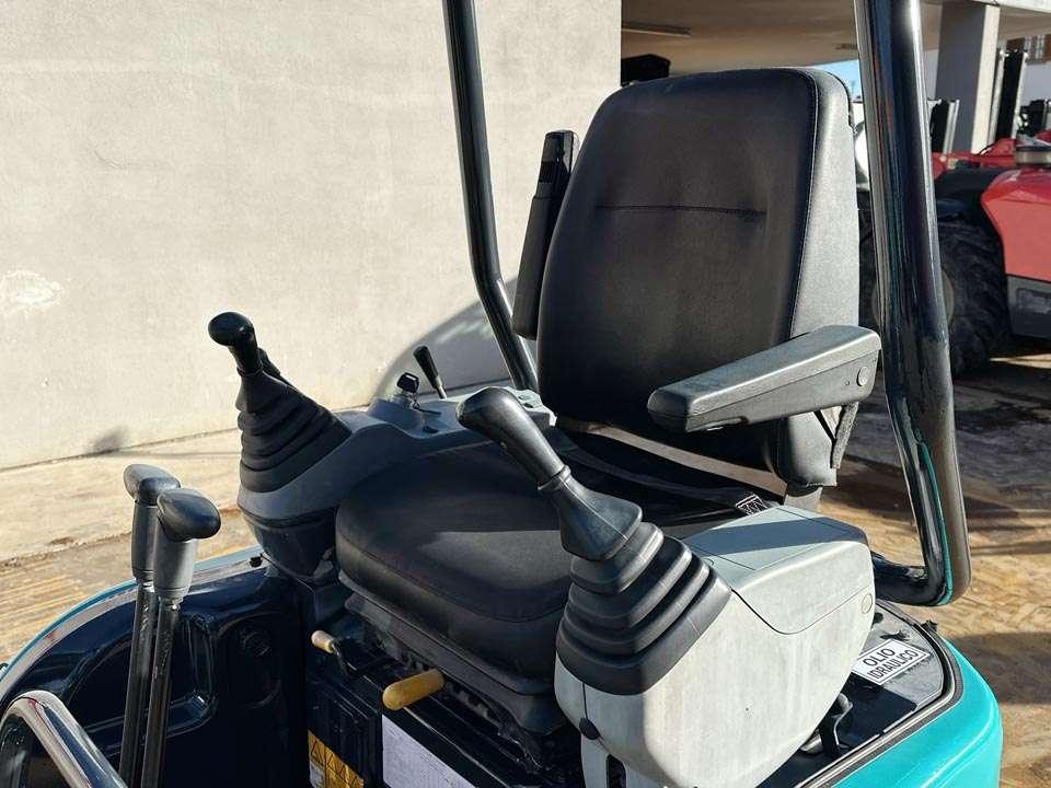 Kobelco SK17 SR-3 Photo 14