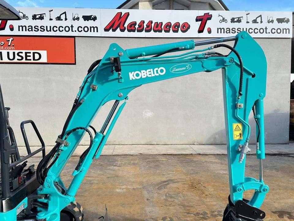 Kobelco SK17 SR-3 Photo 7