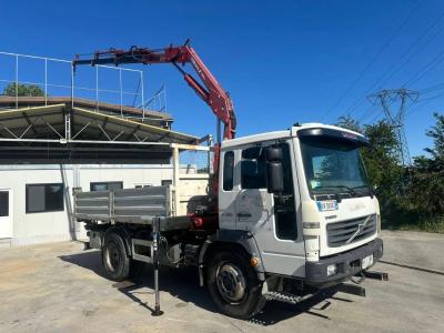 Volvo FL 250 sold by Albacamion Srl