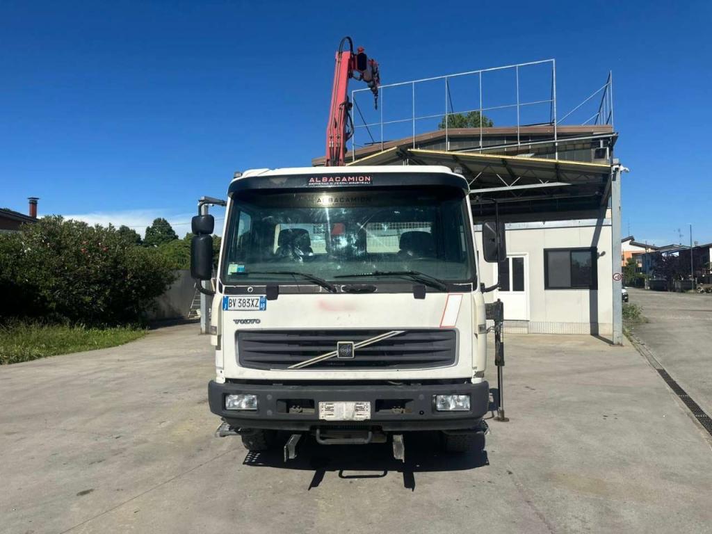 Volvo FL 250 Photo 13