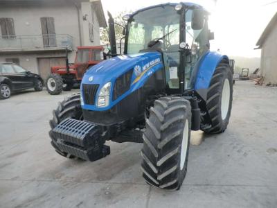 New Holland T595 sold by Commerciale Adriatica Srl