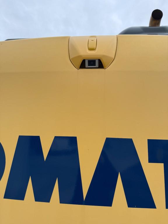 Komatsu PC230NHD-11 Photo 14