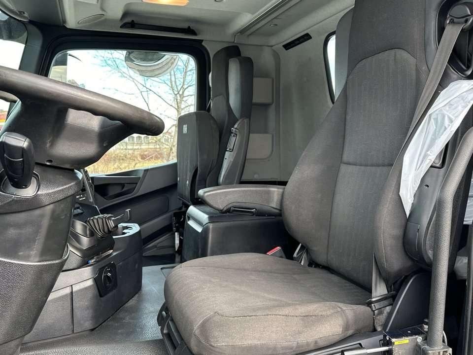 Mercedes-Benz 4145  8x4 Photo 12