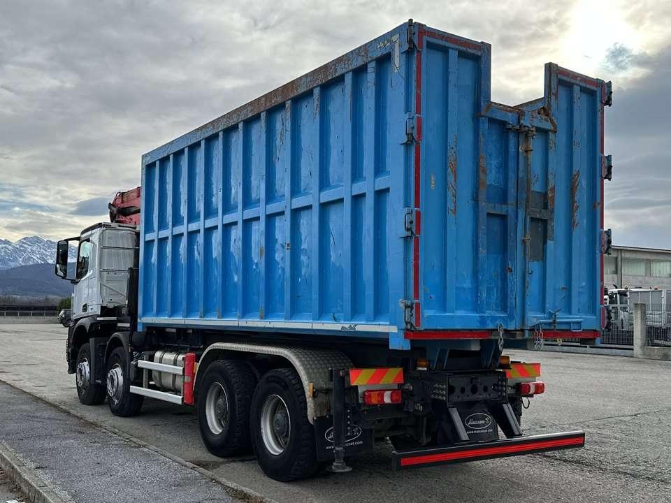 Mercedes-Benz 4145  8x4 Photo 3