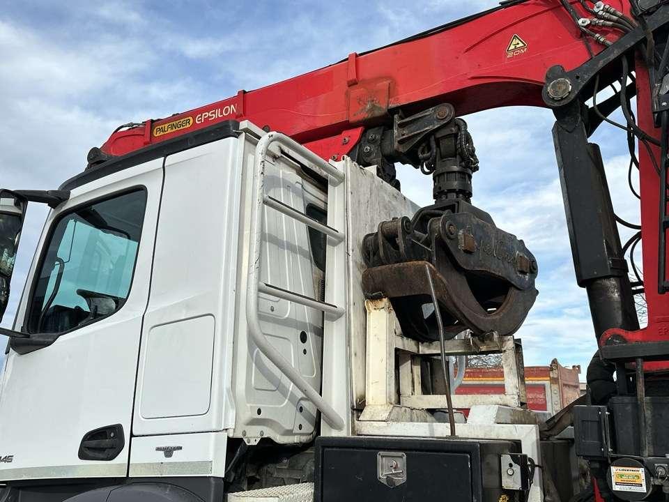 Mercedes-Benz 4145  8x4 Photo 6