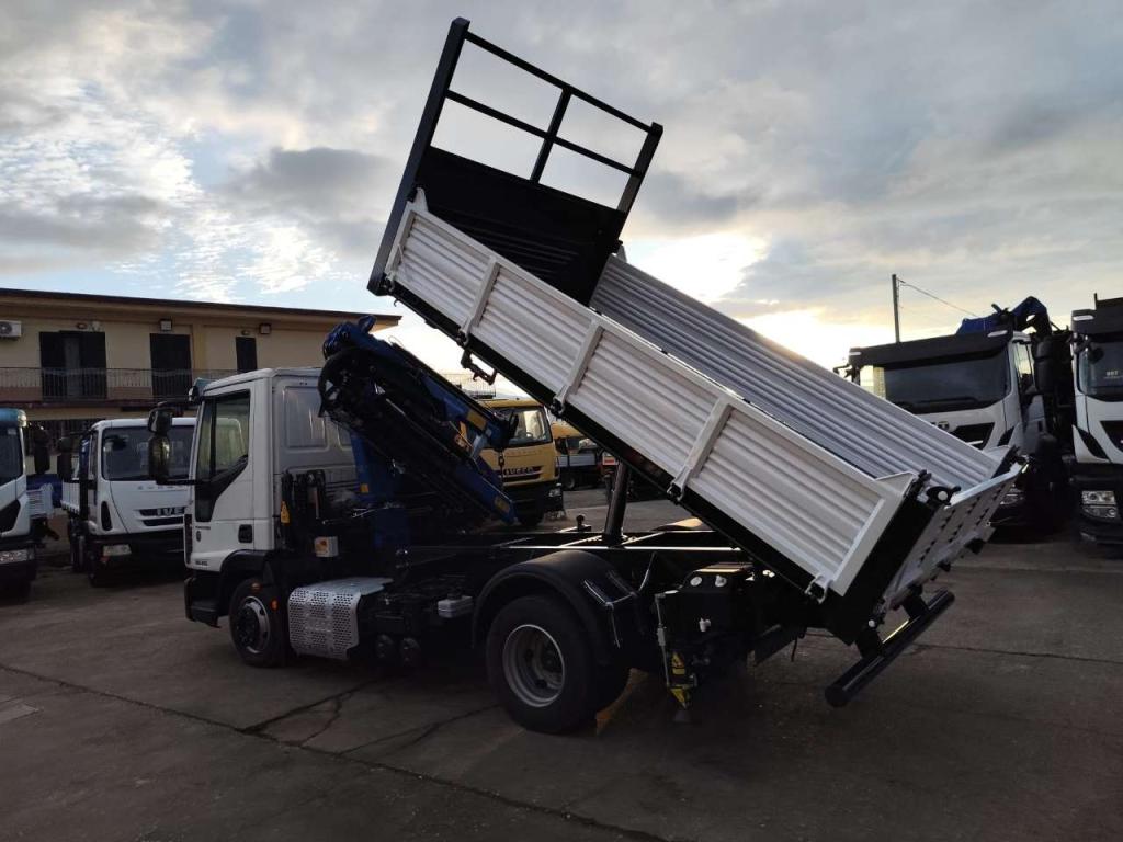 Iveco EUROCARGO 80-210 Photo 3