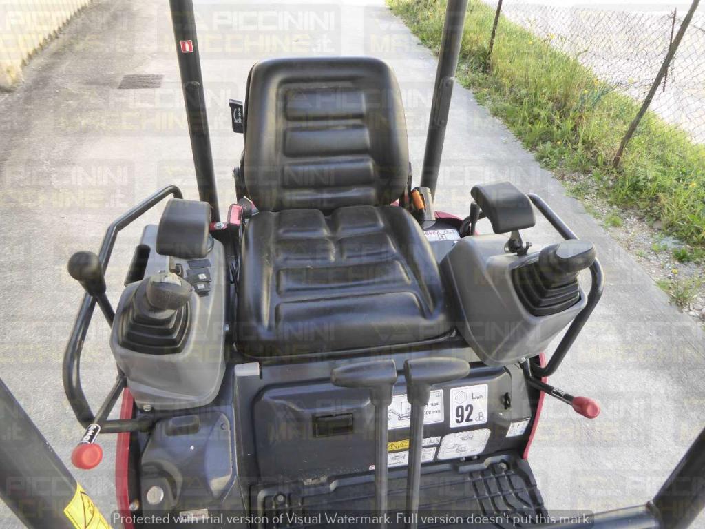 Yanmar VIO17-1 Photo 16