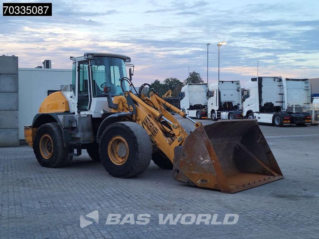 Liebherr L538 Photo 10