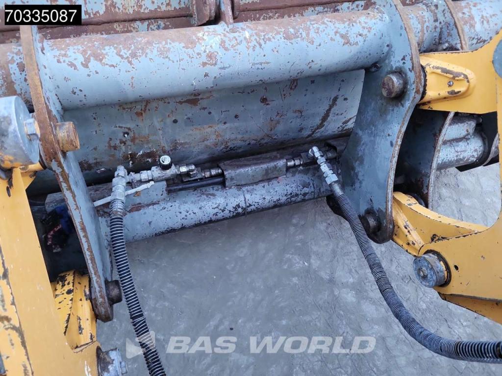 Liebherr L538 Photo 22