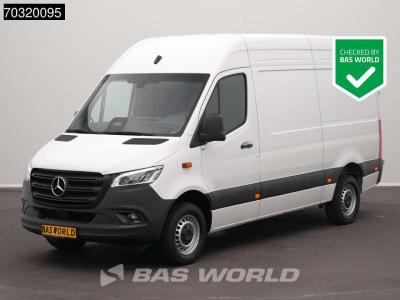 Mercedes-Benz Sprinter 317 CDI Automaat 2025 Model L2H2 Navi LED Airco Cruise Camera Parkeersensoren 10inch MBUX sold by BAS World B.V.