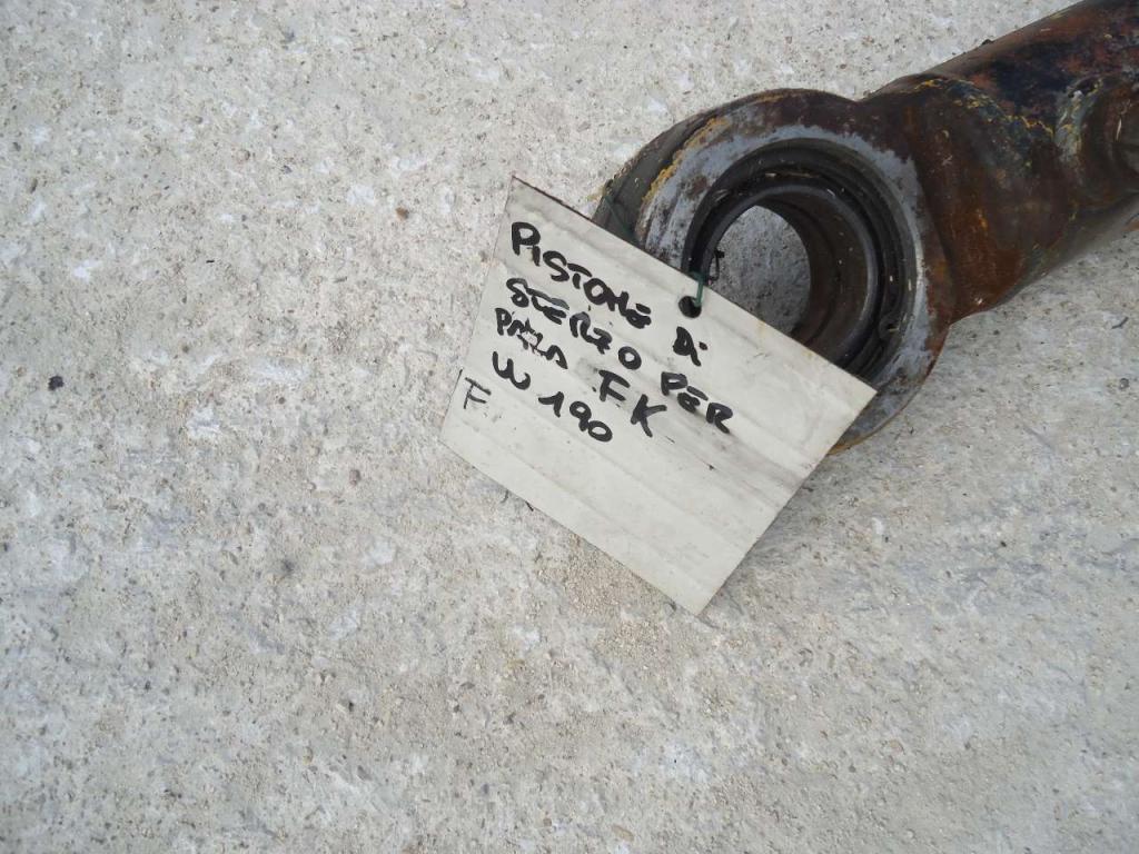 Steering piston for Fiat Kobelco W190 Photo 5