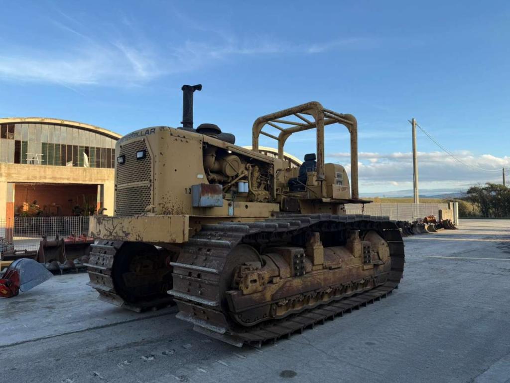 Caterpillar D6H Photo 7