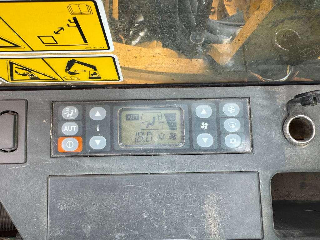 Caterpillar 320FL - New Bucket / Hammer Lines / Camera Photo 11