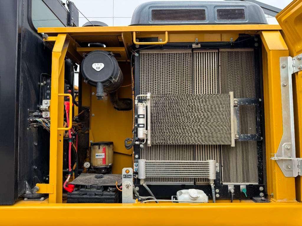Caterpillar 320FL - New Bucket / Hammer Lines / Camera Photo 25