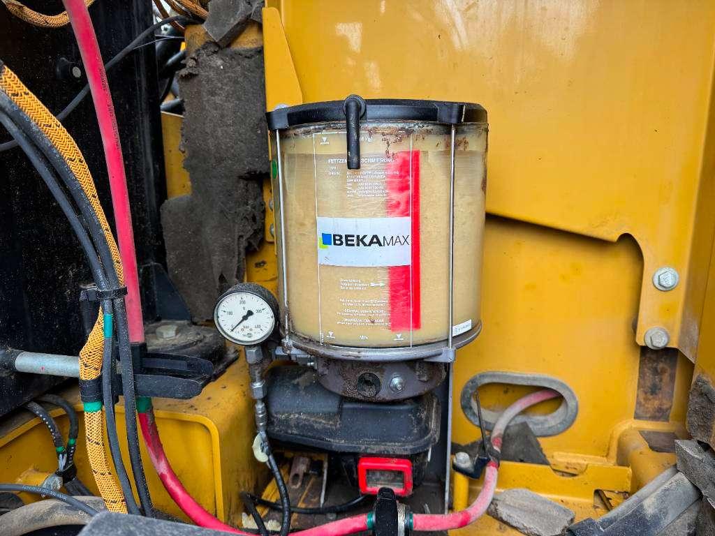 Caterpillar 320FL - New Bucket / Hammer Lines / Camera Photo 26