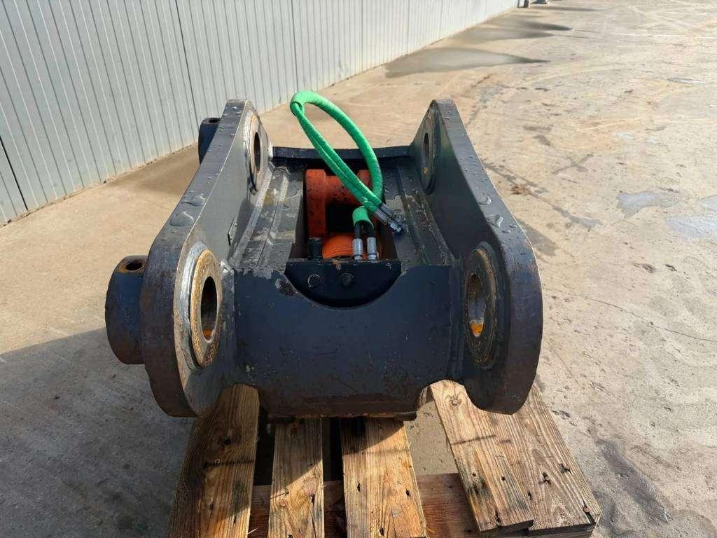 Miller Volvo EC240 / EC250 Geith Photo 5