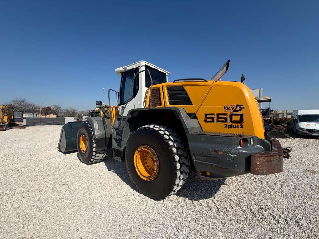 Liebherr L550 Photo 1