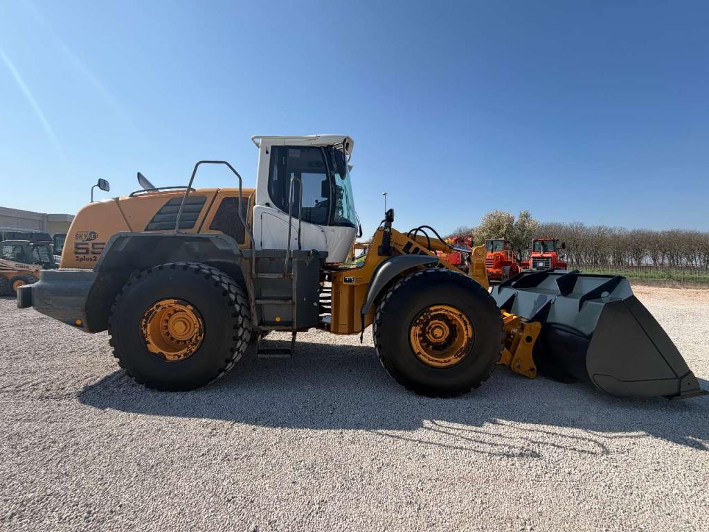 Liebherr L550 Photo 4