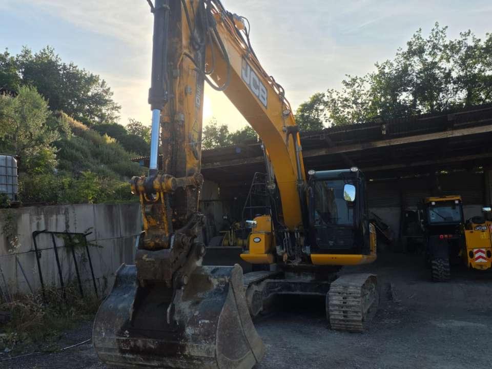 JCB JS220 Photo 3