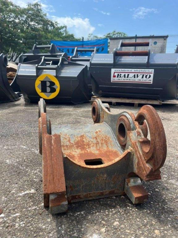 S60 for 12-18 ton excavators Hydraulic quick coupler Photo 5