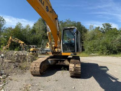 Liebherr R934C Litronic sold by PA.DO. S.r.l.
