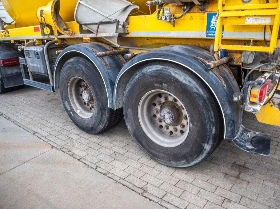 De Buf BETON MIXER/MALAXEUR/MISCHER10M3 Photo 11