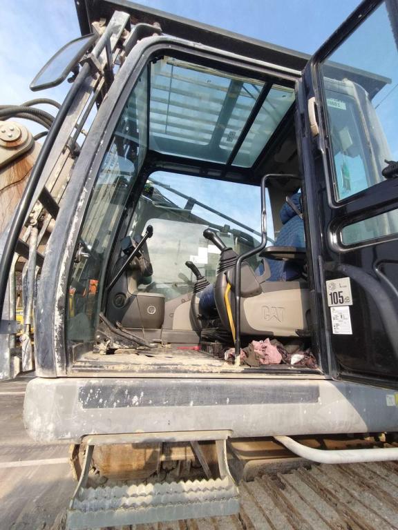 Caterpillar 330 DL Photo 3