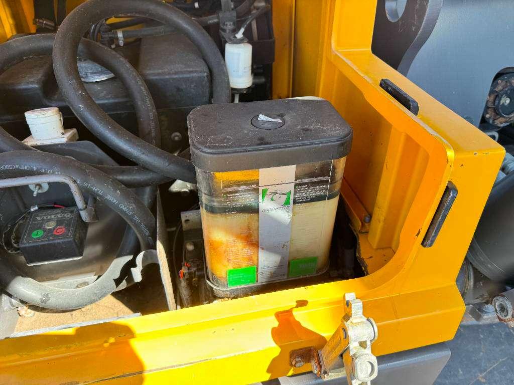 Volvo EC250EL - Hammer Lines / Quick Coupler Photo 26