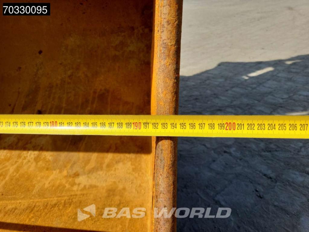 Kobelco SK260 SRNLC-3 Photo 16