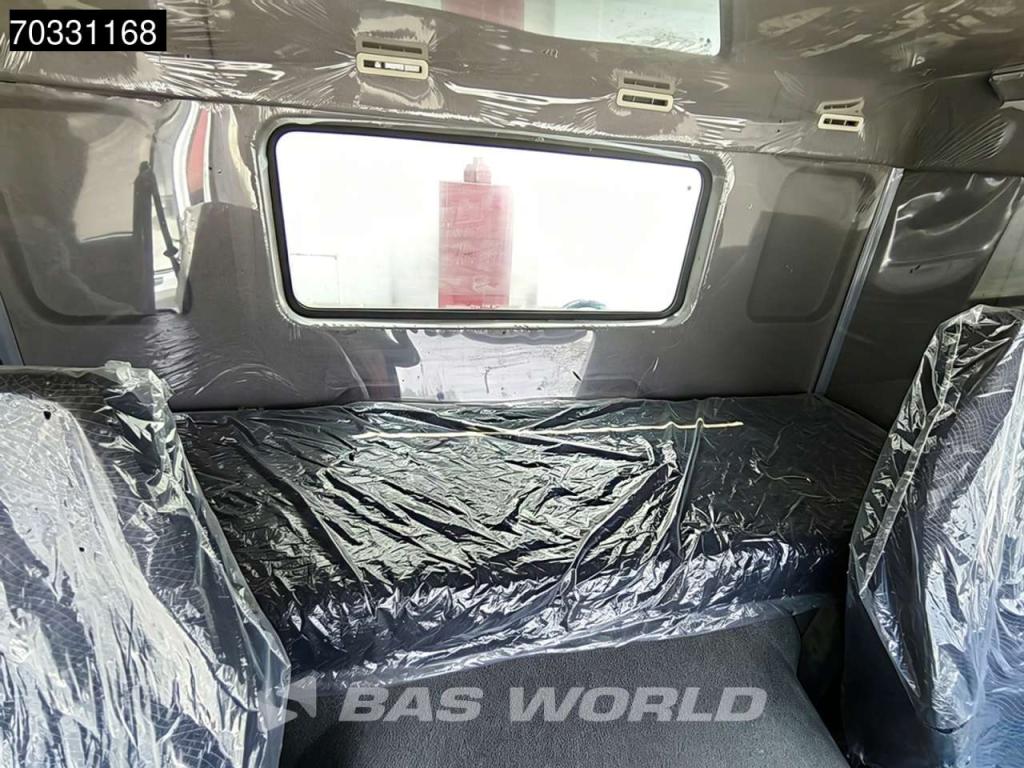 Sinotruk HOWO 371 6X4 Photo 19