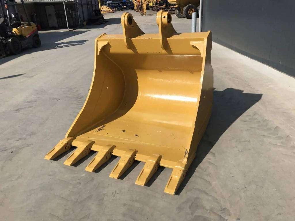 Caterpillar 326D2 Photo 6