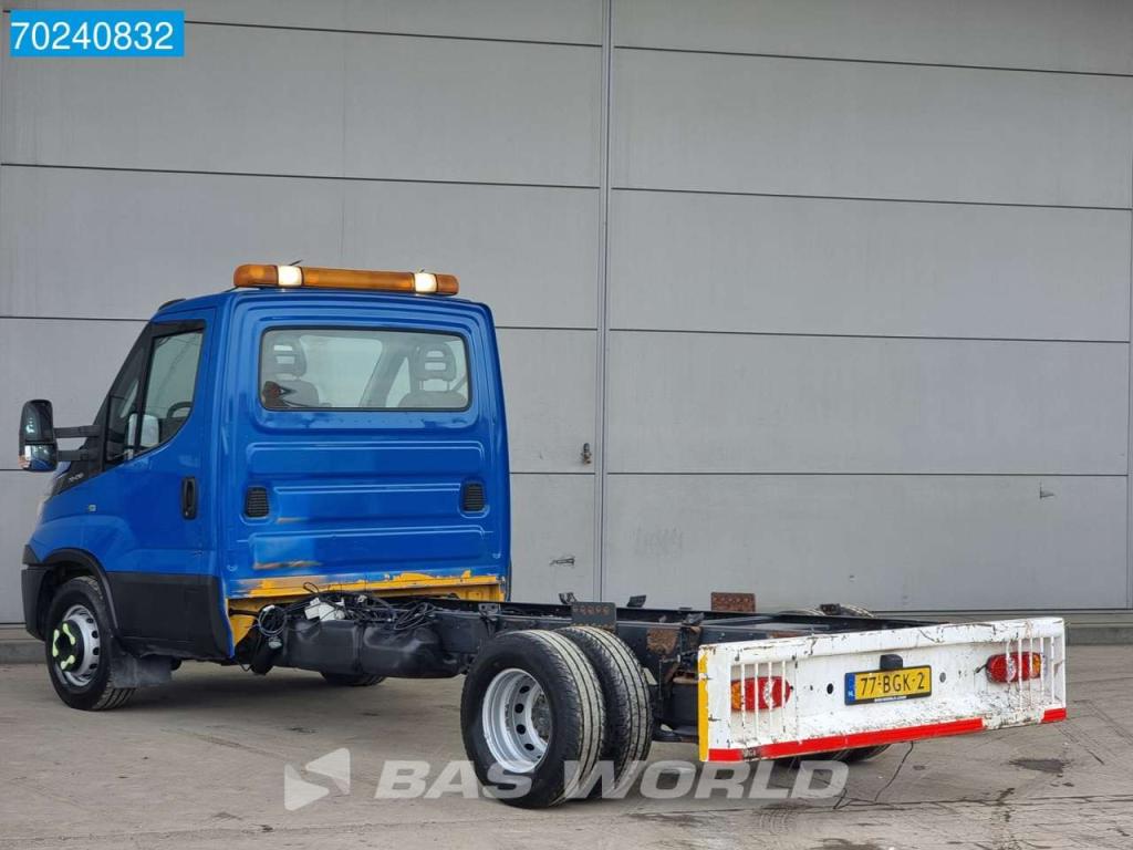 Iveco Daily 70C21 3.0L 210PK 375cm wheelbase Luchtvering Chassis Cabine Fahrgestell Platform Airco Cruise Photo 2