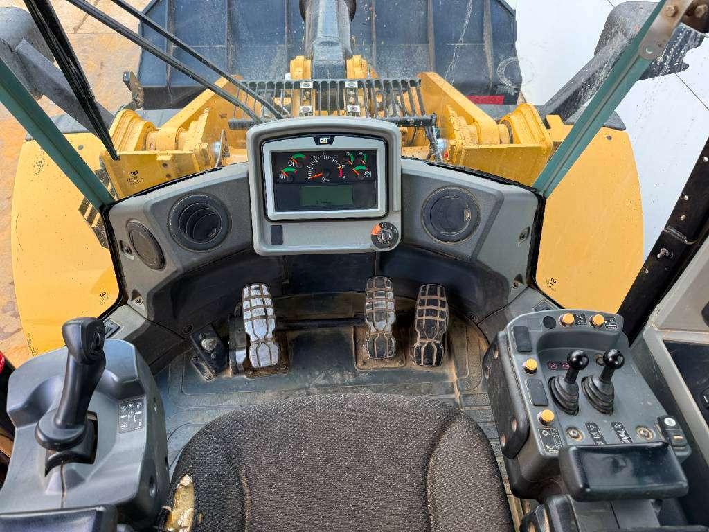 Caterpillar 966 M - Automatic Greasing / Camera Photo 9