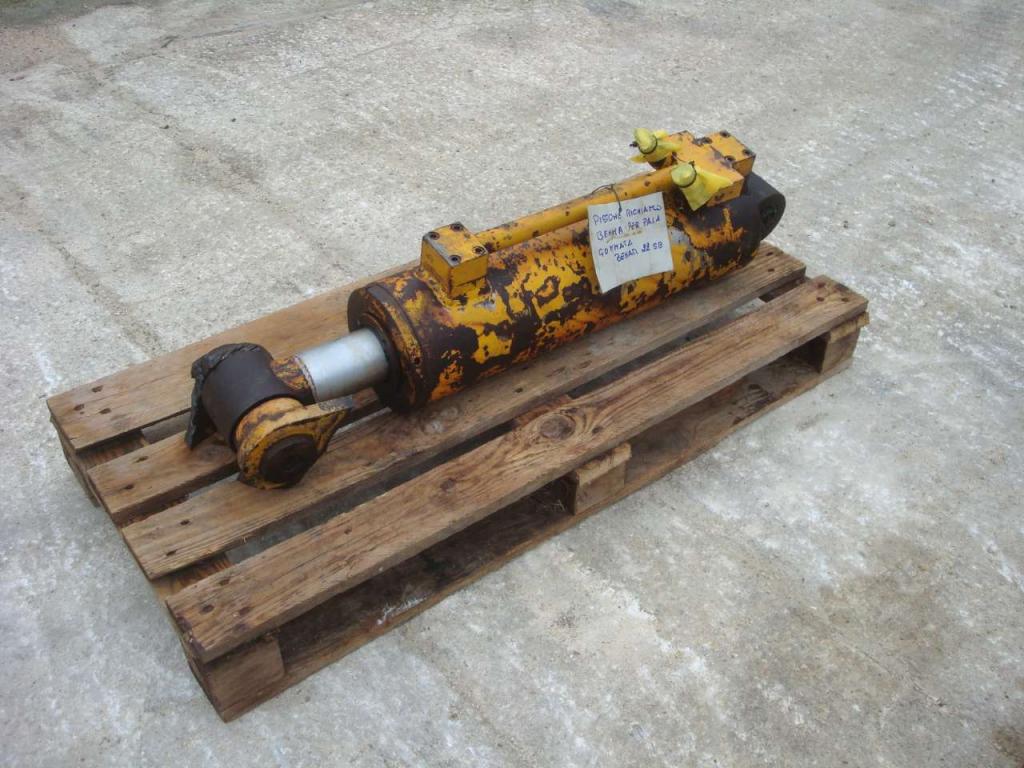 Bucket rotation piston for Benati 22 SB Photo 2