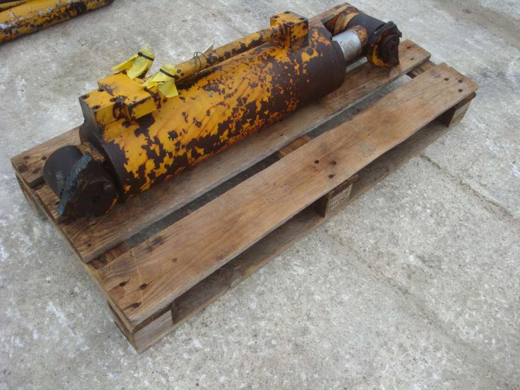 Bucket rotation piston for Benati 22 SB Photo 3