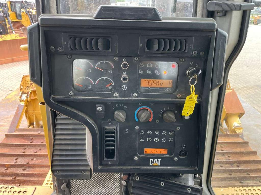 Caterpillar D6T LGP Photo 20
