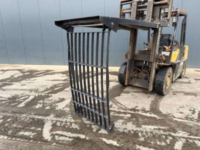 Caterpillar 313E / 320F / 323E / 325F / 329E/ 330F / 336E / 34 sold by Smitma B.V.