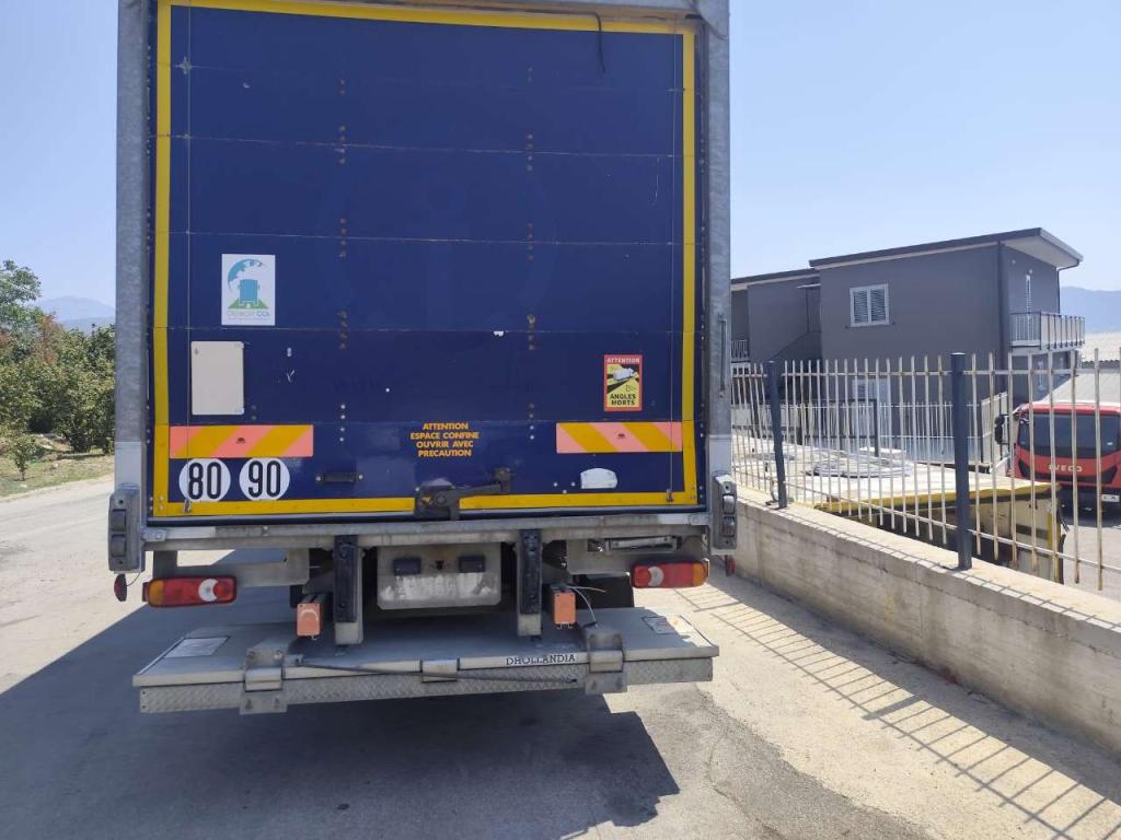 Iveco EUROCARGO CUBE 120-220 Photo 12