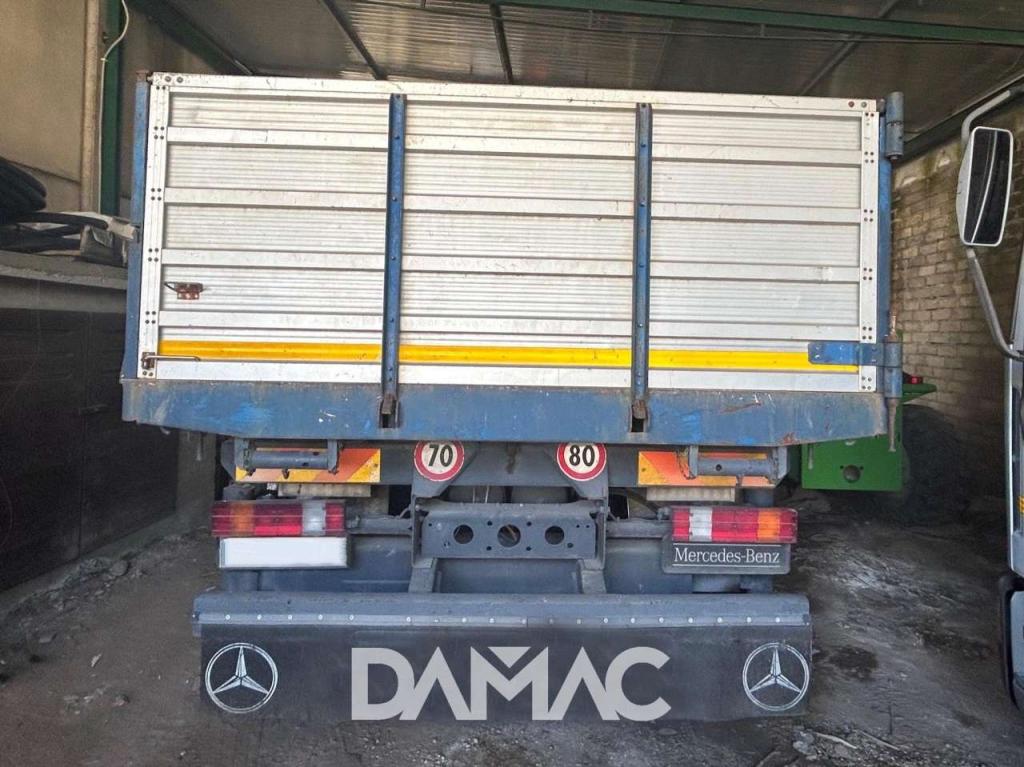 Mercedes-Benz ACTROS 1831 Photo 8