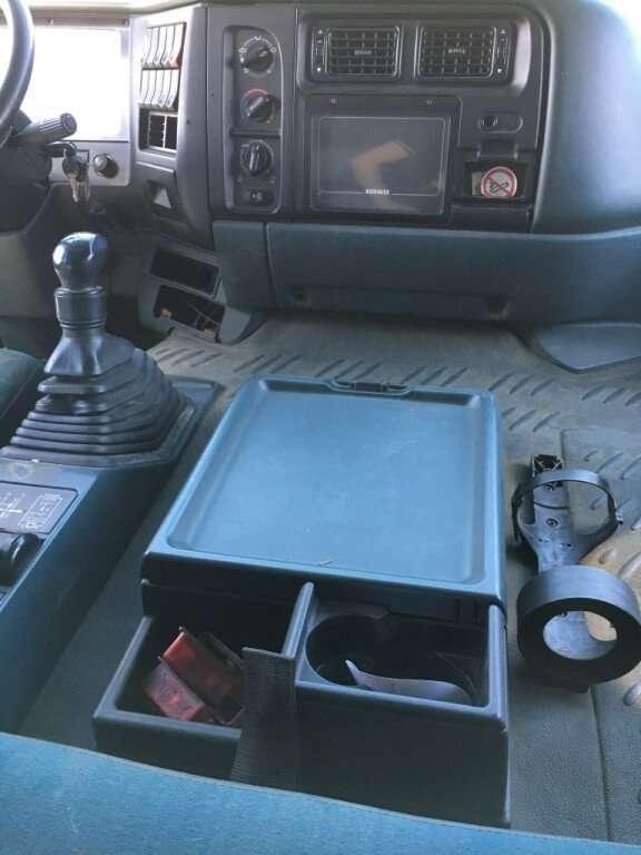 Renault Premium 4X2 Photo 10