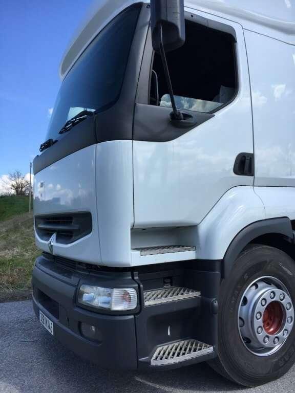 Renault Premium 4X2 Photo 16