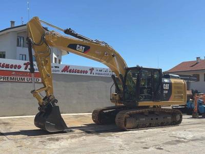 Caterpillar 323FLN sold by Massucco T. Srl