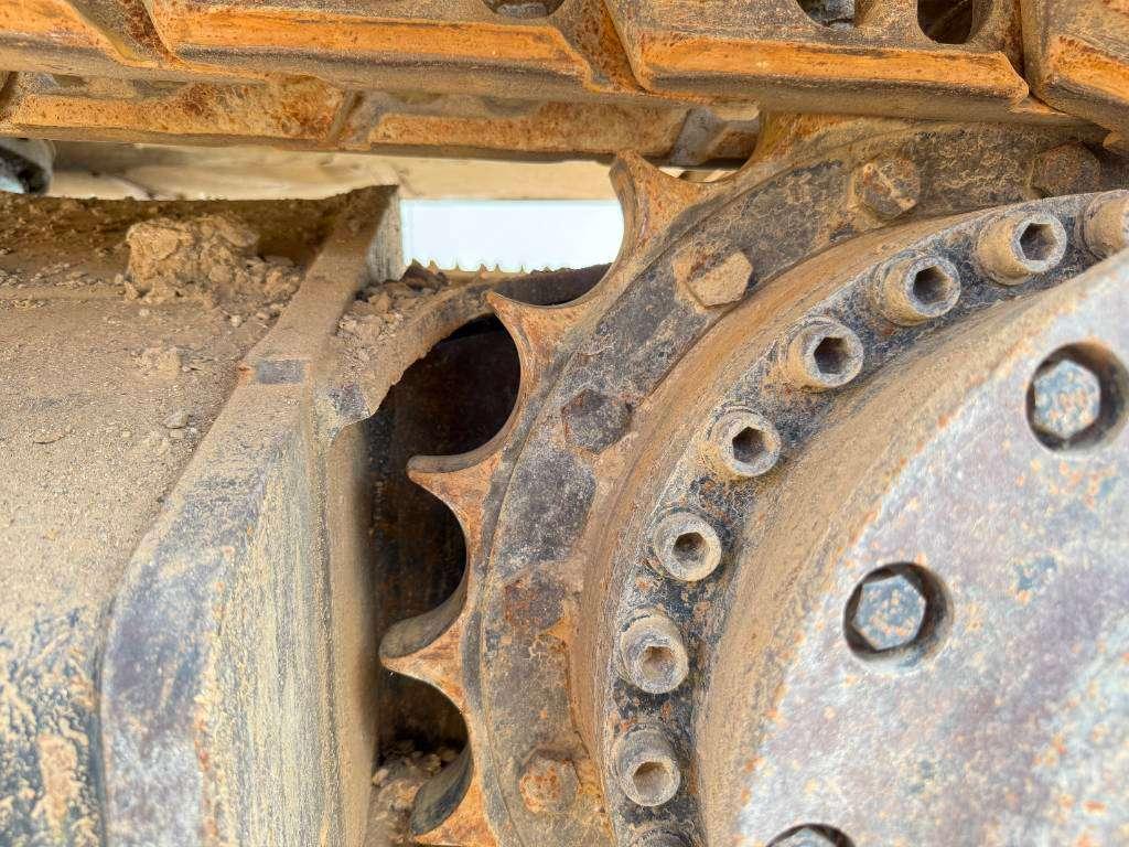 Caterpillar 320FL - Hammer Lines / Automatic Greasing Photo 17